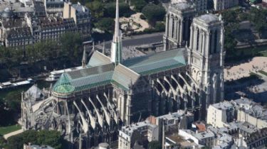 Arquitecto colombiano gana un concurso global para reconstruir Notre Dame