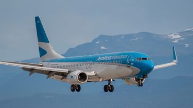 Aerolíneas Argentinas anunció 10 vuelos para repatriar argentinos varados en el mundo
