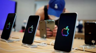Apple no incluirá cargador ni auriculares con iPhone 12 y fue duramente criticado por Samsung